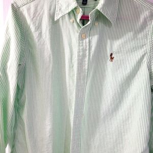 Women's Classic fit Oxford